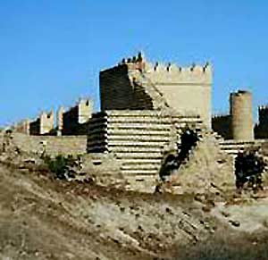 The disintegration of the Sumerian state led to the fact that the political center of Mesopotamia slowly but surely began to move up the Euphrates and established itself in a small city. It was named - Babylon